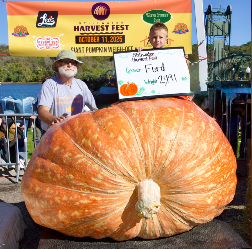 Best of Harvestfest '25: Top 3 2000lb fruit
